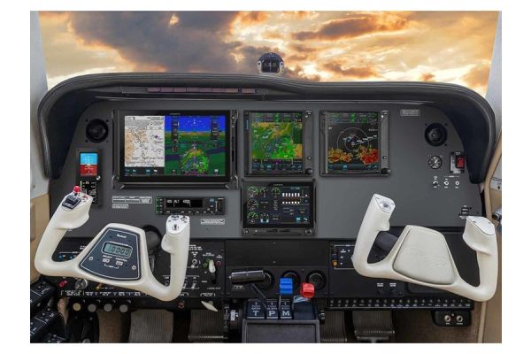 Garmin G500 TXi Glass Display